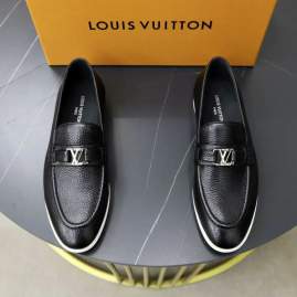 Picture of Louis Vuitton Shoes _SKULVsz38-44hnx061914891